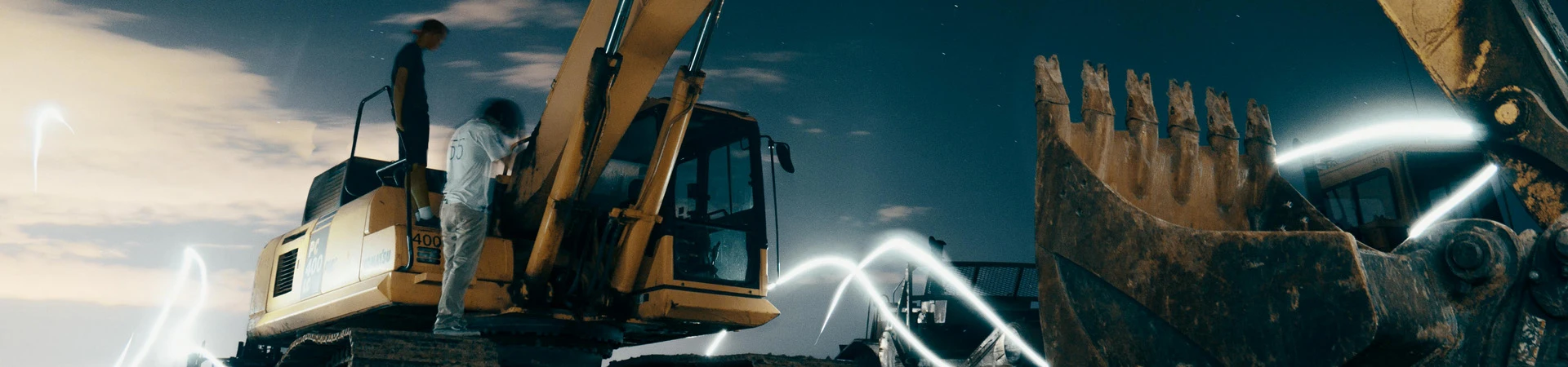 معلومات عنا